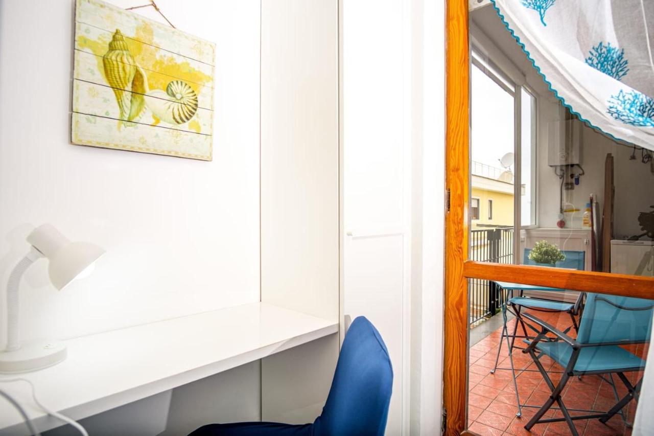 La Casetta Linda - New 2 Bedroom Apt In Sorrento With Seaview Terrace Ngoại thất bức ảnh