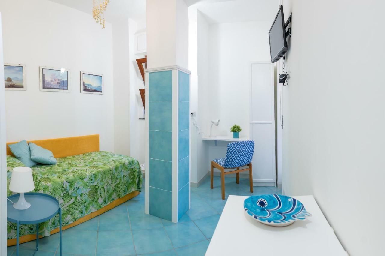 La Casetta Linda - New 2 Bedroom Apt In Sorrento With Seaview Terrace Ngoại thất bức ảnh