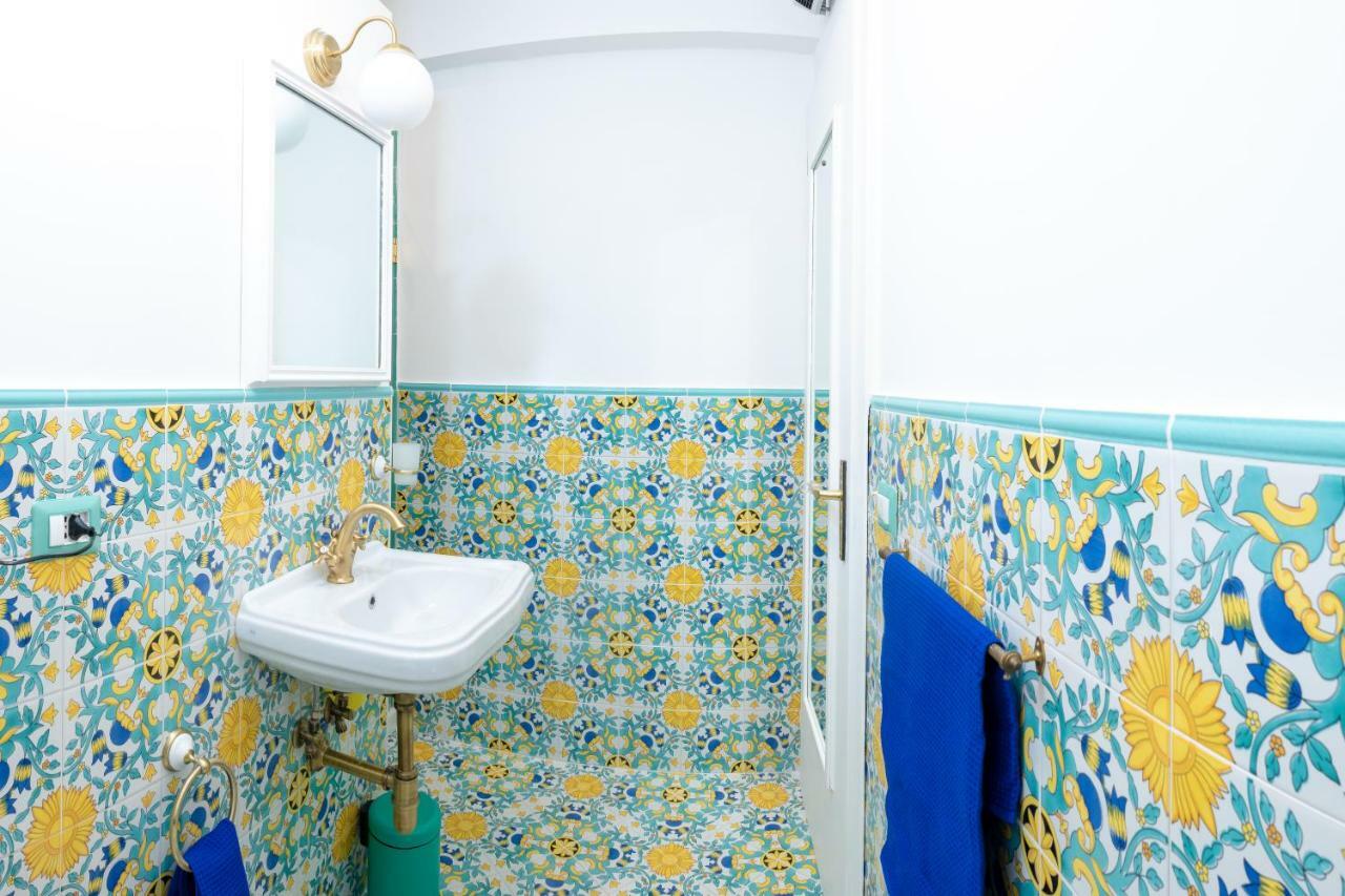 La Casetta Linda - New 2 Bedroom Apt In Sorrento With Seaview Terrace Ngoại thất bức ảnh